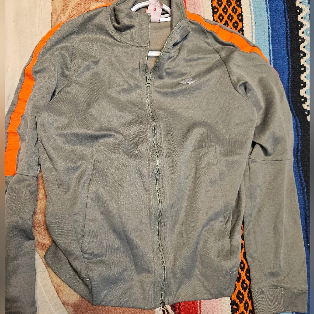 Nike Zip Up warm up top